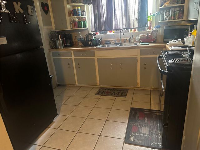 9330 Laura Koppe Road, Houston, TX 77078