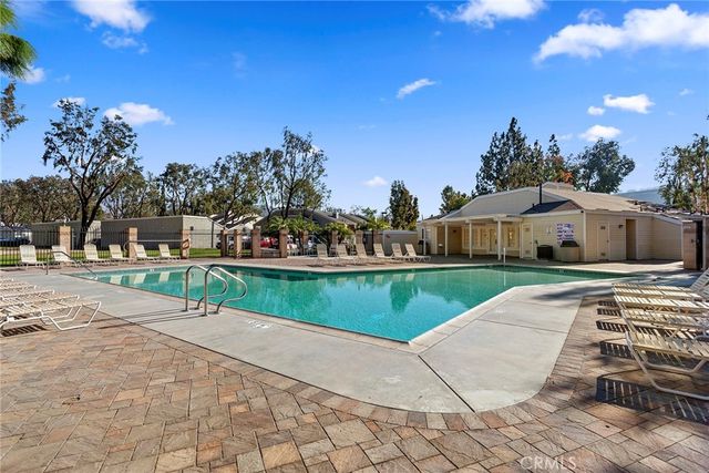 23260 Newport, Yorba Linda, CA 92887