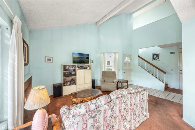 23260 Newport, Yorba Linda, CA 92887