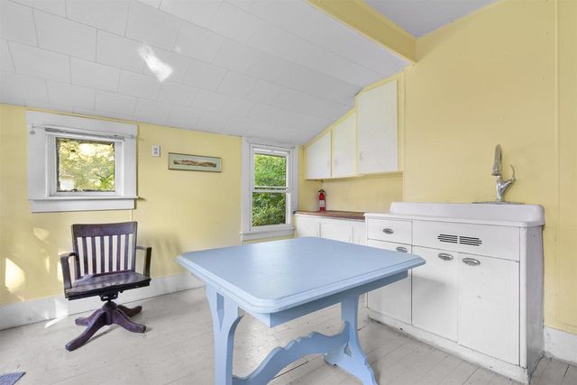 1610 Town Hall Road, Beloit, WI 53511