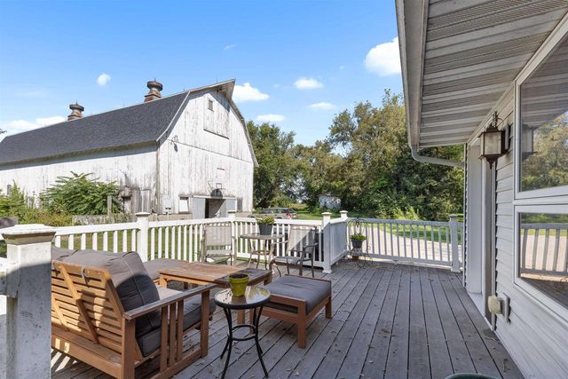 1610 Town Hall Road, Beloit, WI 53511