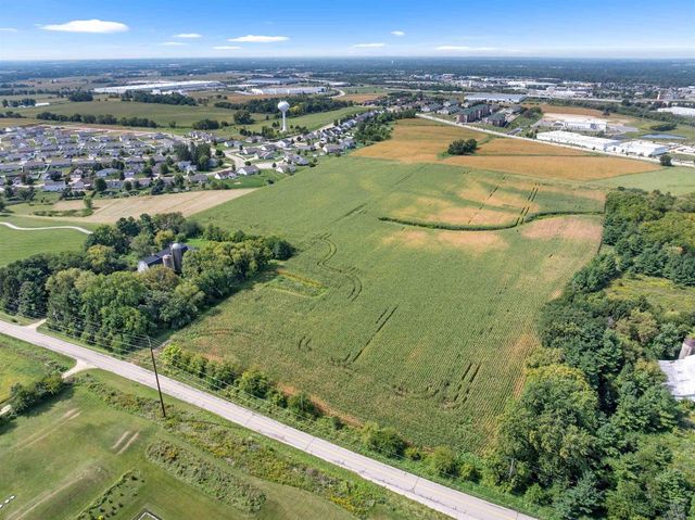 1610 Town Hall Road, Beloit, WI 53511