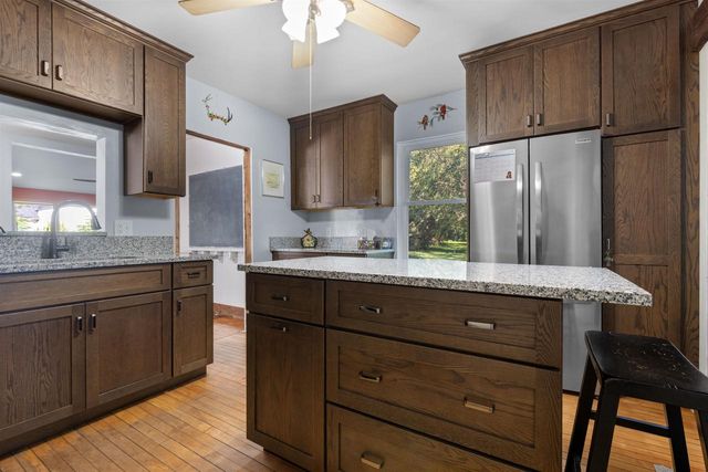 1610 Town Hall Road, Beloit, WI 53511