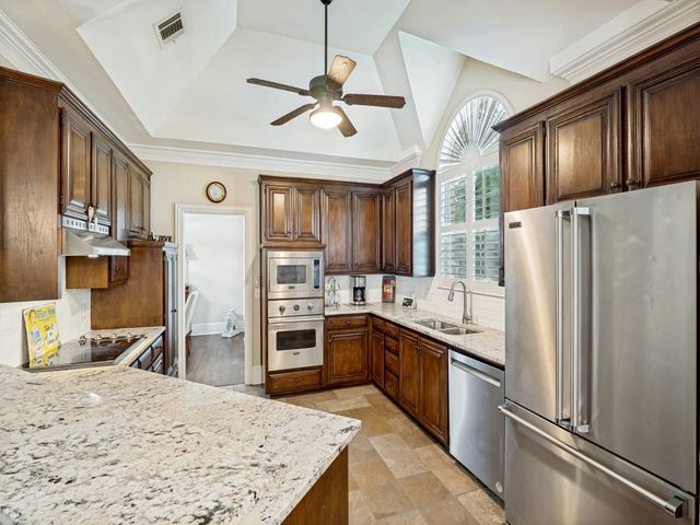 2326 Ox Bow Court, Arlington, TX 76006