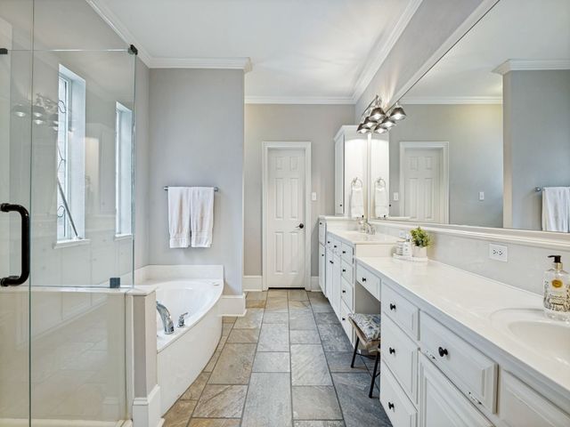 2326 Ox Bow Court, Arlington, TX 76006
