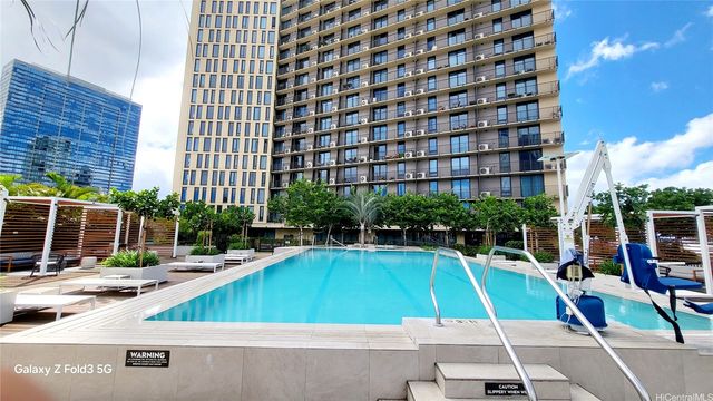 987 Queen Street 3412, Honolulu, HI 96814