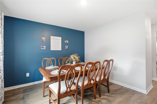 1055 S Depot Street, Seneca, SC 29678