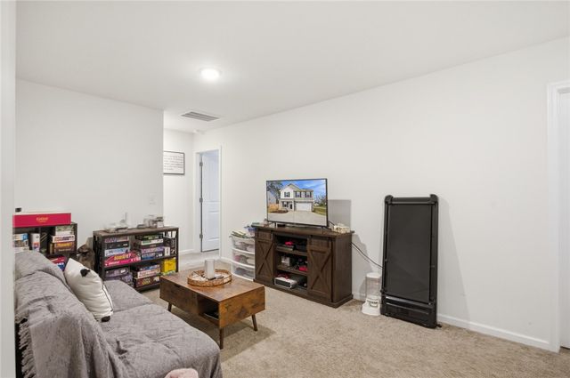 1055 S Depot Street, Seneca, SC 29678