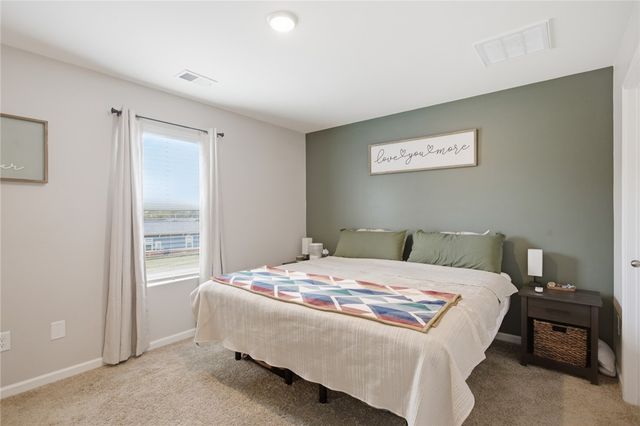 1055 S Depot Street, Seneca, SC 29678