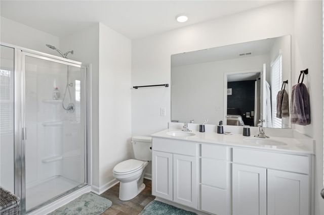 1055 S Depot Street, Seneca, SC 29678