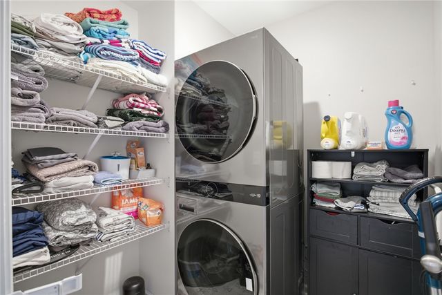 1055 S Depot Street, Seneca, SC 29678