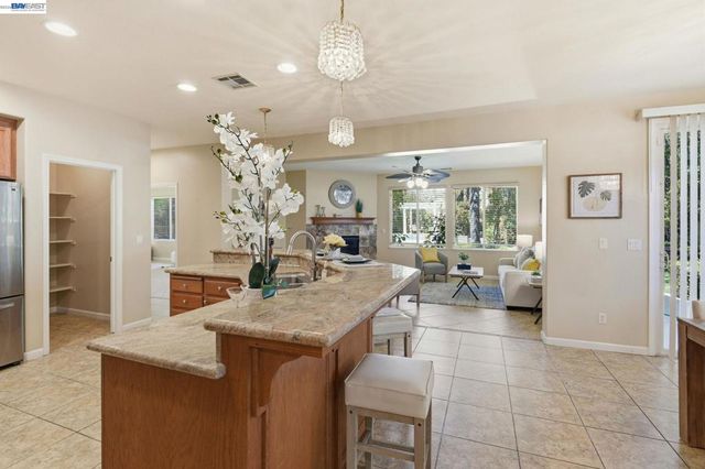 2631 Amatchi Ct, Tracy, CA 95304