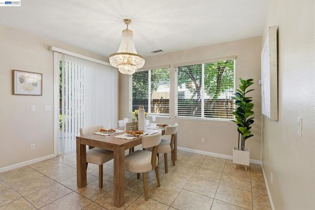 2631 Amatchi Ct, Tracy, CA 95304