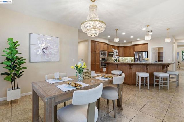 2631 Amatchi Ct, Tracy, CA 95304