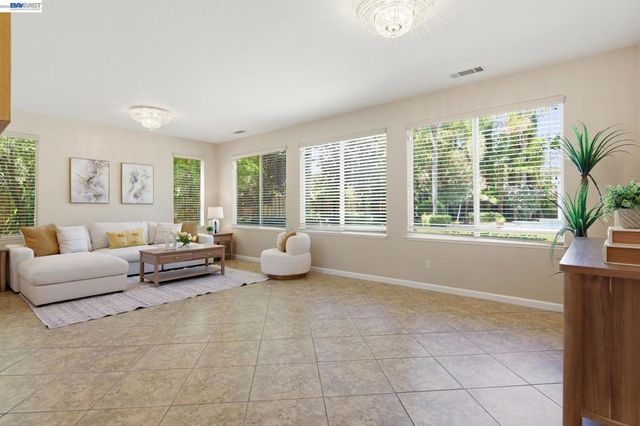2631 Amatchi Ct, Tracy, CA 95304