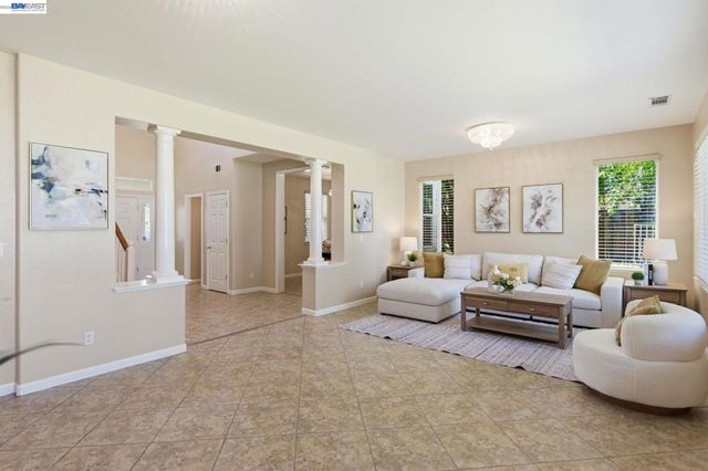 2631 Amatchi Ct, Tracy, CA 95304