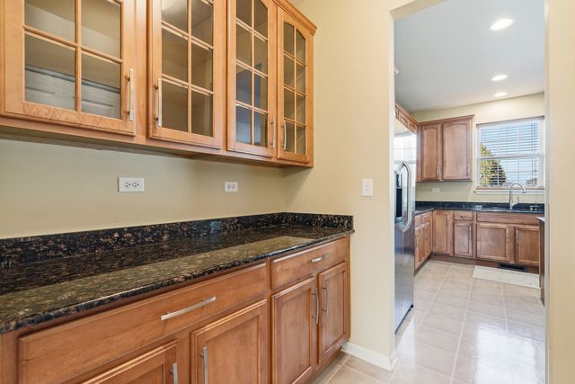 13817 Meadow Lane, Plainfield, IL 60544