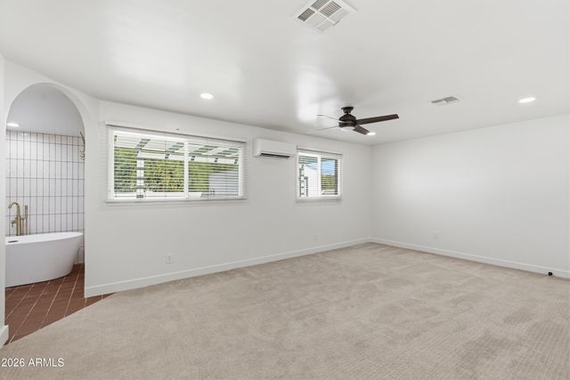 1 N COTTONWOOD Drive, Gilbert, AZ 85234
