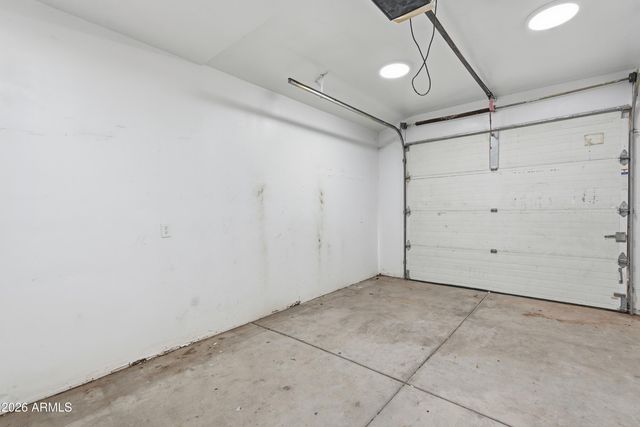 1 N COTTONWOOD Drive, Gilbert, AZ 85234