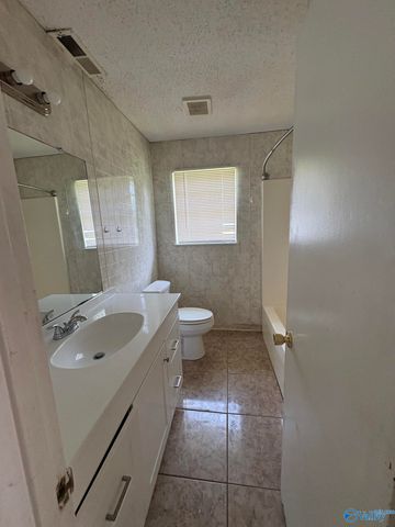 21045 Myrtlewood Drive, Athens, AL 35614