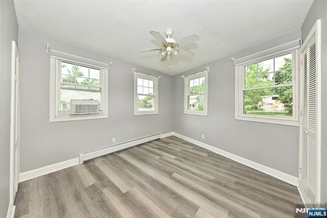 221 Lakeview Drive, Ridgewood, NJ 07450