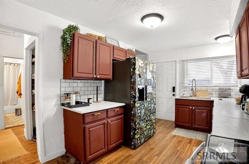 Image 12 of property listing at 1240 N Arthur Avenue, Pocatello, ID 83204