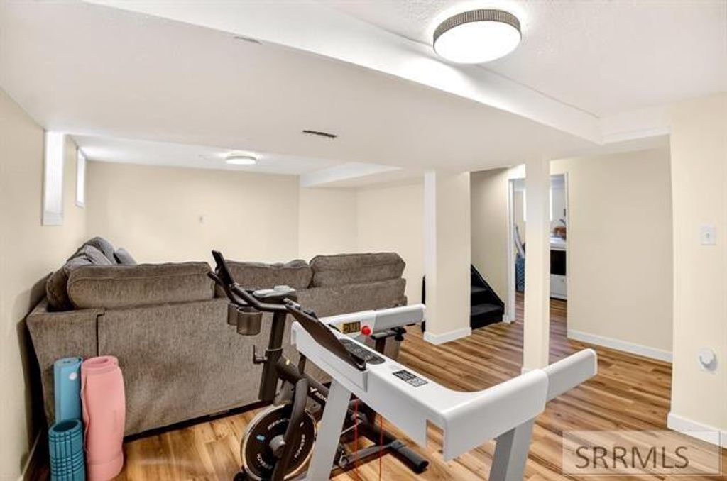 Image 20 of property listing at 1240 N Arthur Avenue, Pocatello, ID 83204