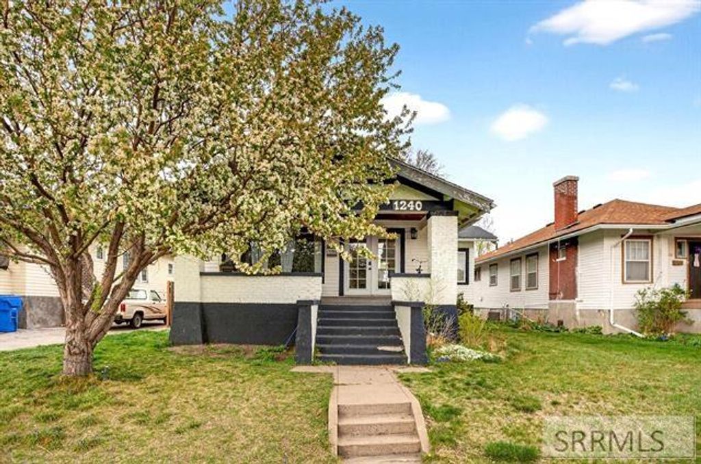 Image 3 of property listing at 1240 N Arthur Avenue, Pocatello, ID 83204