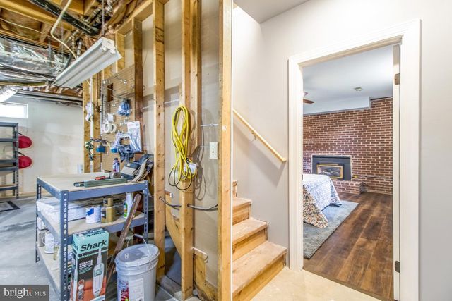 109 SUSSEX ST, Fredericksburg, VA 22405