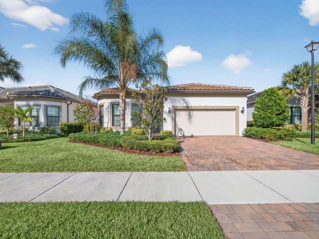 623 SE Villandry Way, Port St. Lucie, Port St Lucie, FL 34984