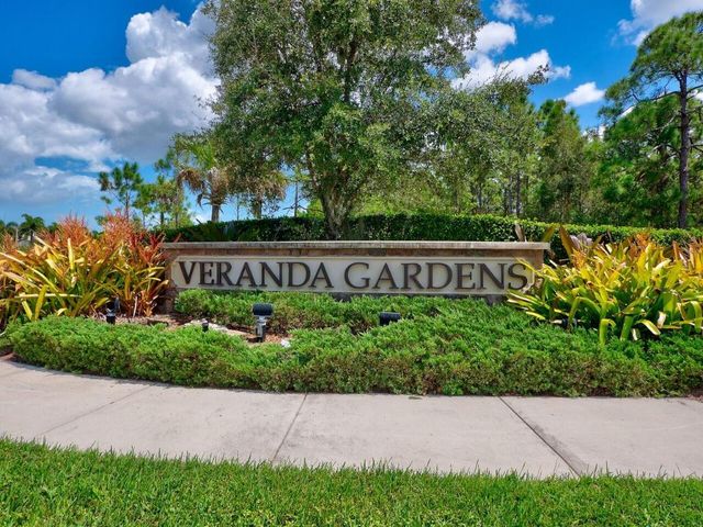 623 SE Villandry Way, Port St. Lucie, Port St Lucie, FL 34984