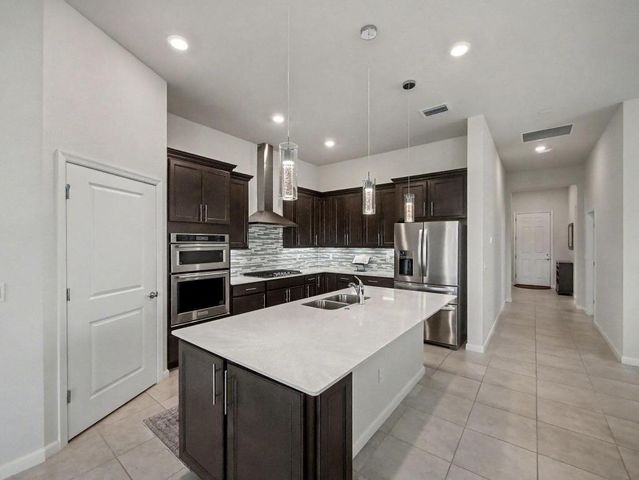 623 SE Villandry Way, Port St. Lucie, Port St Lucie, FL 34984