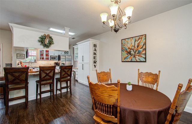 9501 Gene Street, Needville, TX 77461