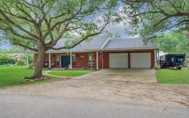 9501 Gene Street, Needville, TX 77461
