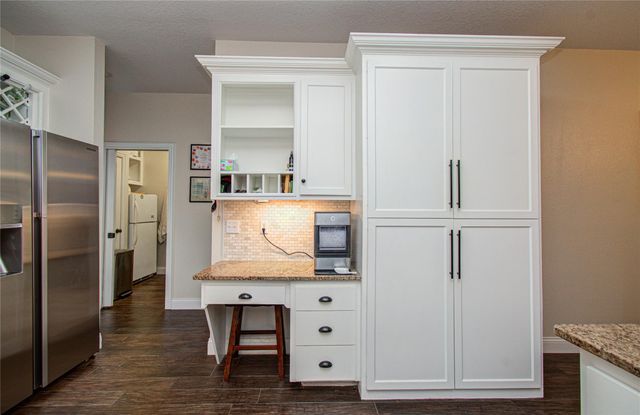 9501 Gene Street, Needville, TX 77461