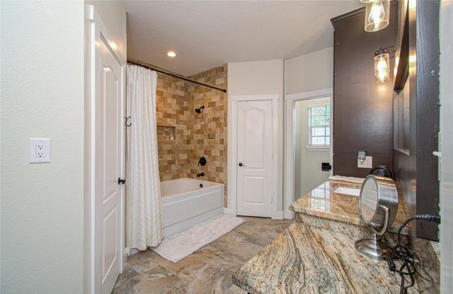 9501 Gene Street, Needville, TX 77461