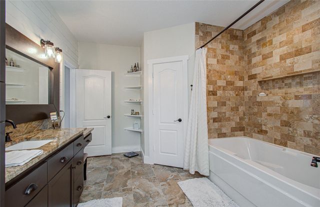 9501 Gene Street, Needville, TX 77461