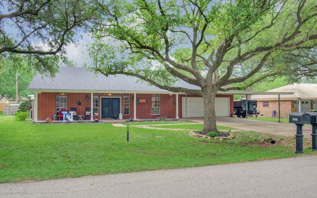 9501 Gene Street, Needville, TX 77461