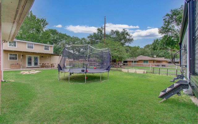 9501 Gene Street, Needville, TX 77461