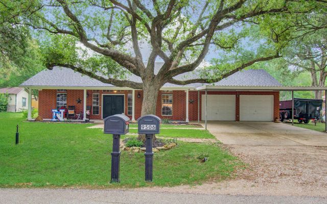 9501 Gene Street, Needville, TX 77461