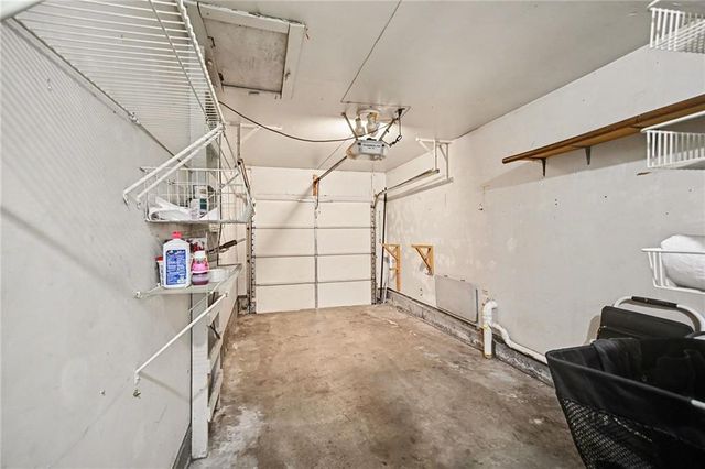 608 NE 67th Street, Gladstone, MO 64118