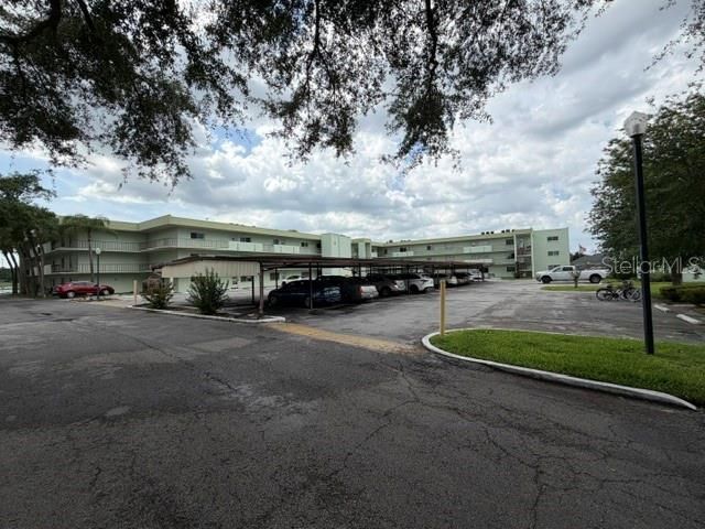 1130 N LAKE PARKER AVENUE A208, Lakeland, FL 33805