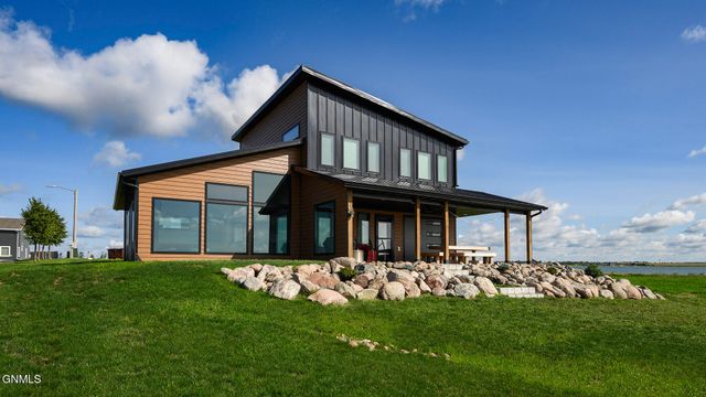 150 Prairie Sands Drive, Dawson, ND 58428 property photo