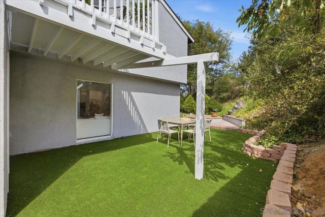 6783 Robbins Way, San Diego, CA 92122