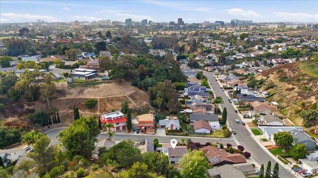 6783 Robbins Way, San Diego, CA 92122