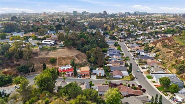 6783 Robbins Way, San Diego, CA 92122