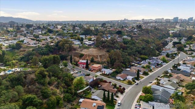 6783 Robbins Way, San Diego, CA 92122