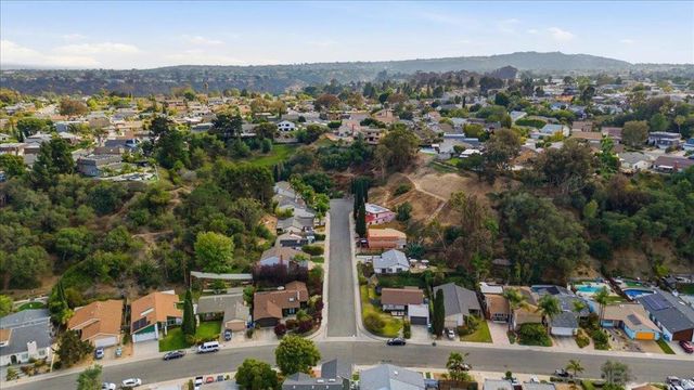 6783 Robbins Way, San Diego, CA 92122