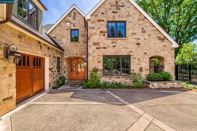 53 Hidden Oaks Dr., Lafayette, CA 94549