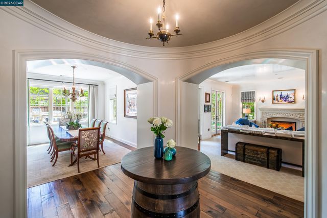 53 Hidden Oaks Dr., Lafayette, CA 94549